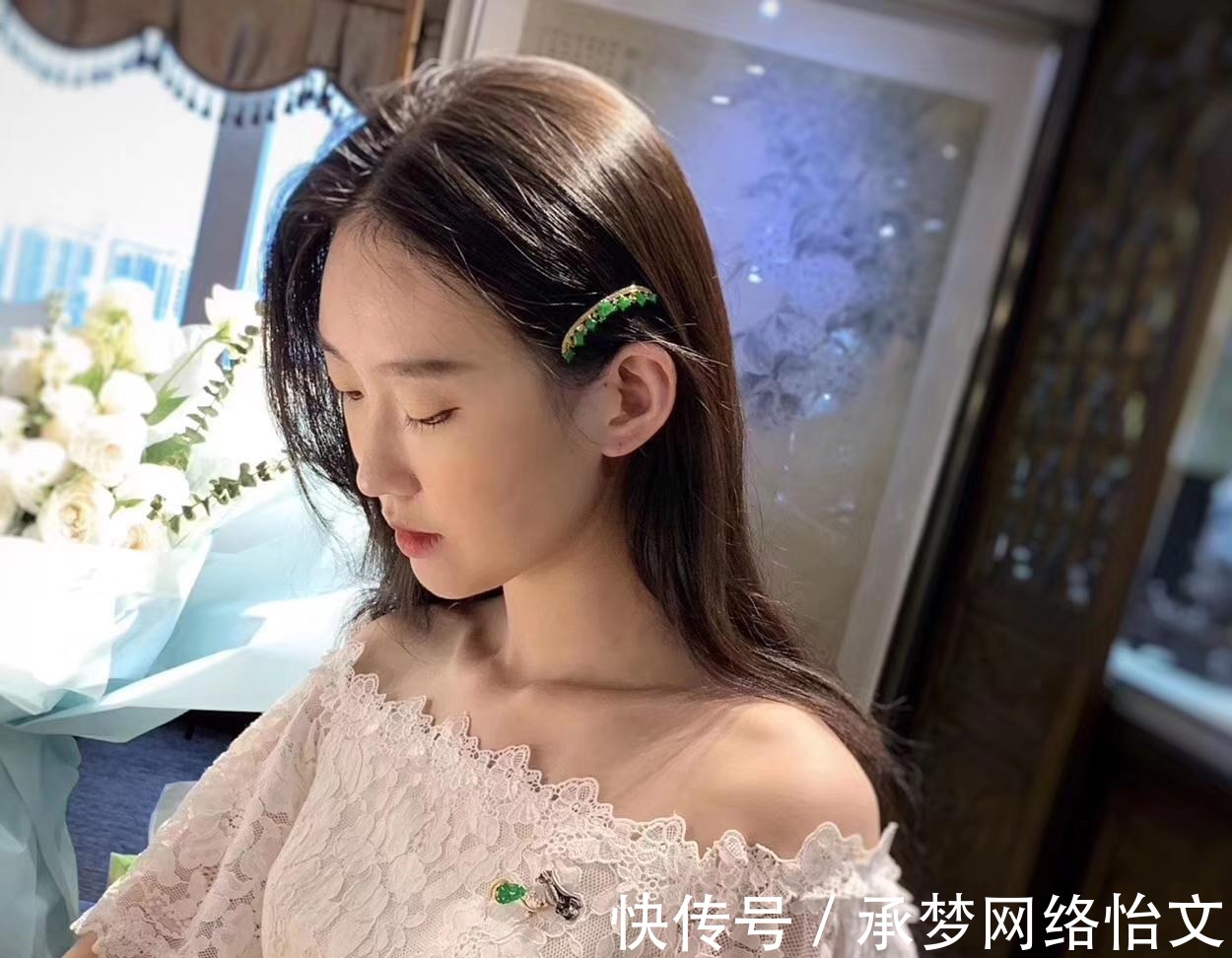 翡翠发卡 从头开始，发型很重要头饰更关键，翡翠发卡减龄的同时满满高级感