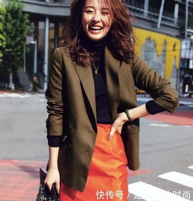 搭配 秋冬穿搭如何变洋气答案都在这本杂志里,每套配色都令人叹服!