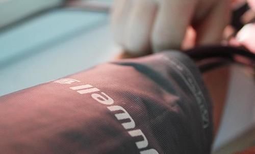 花生|每天吃一把花生,能不能降血压?医生告诉你,花生是升压还是降压