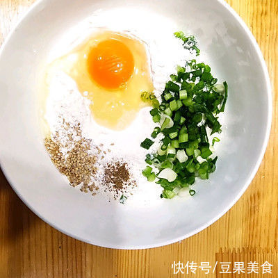 橄榄油|葱油小饼，一道能吃下三碗饭的神奇美食