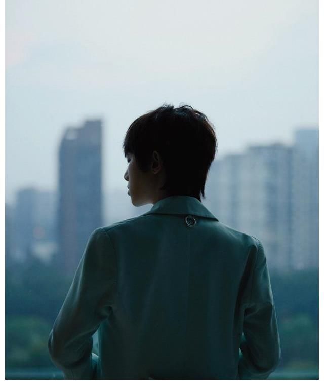 瘋人院|今日，實力歌手華晨宇音樂現場提千萬播放量！好音樂自然廣受喜愛