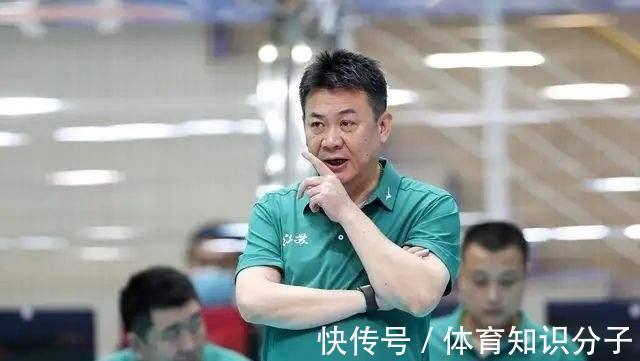 中国女排|中国女排主教练终于官宣!为什么球迷不看好蔡斌的国家队之旅呢?