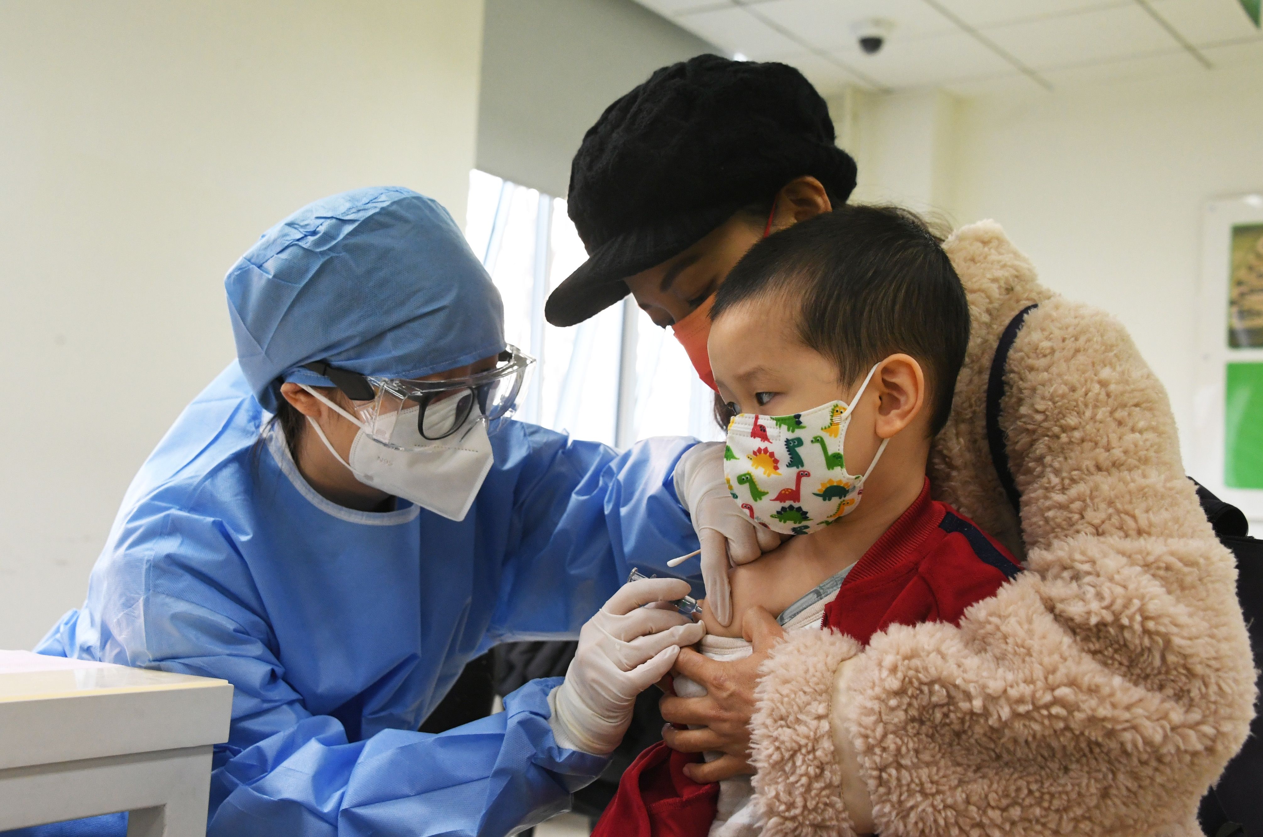 新冠疫苗|（聚焦疫情防控）北京海淀：3至11岁人群新冠疫苗第二剂次接种进行时