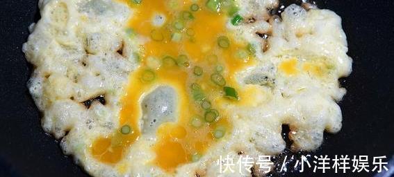 金针菇和它炒绝配了,隔三差五做一次,儿子每次吃完一大碗米饭