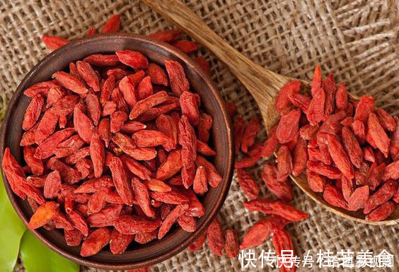 药不药|都知道枸杞好,很多人不会用,专家这样吃枸杞,胜过良药万千