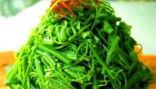 准妈妈|女性不想长满皱纹，要坚持吃三种食物，营养丰富、滋润肌肤！