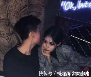 剪头发|女生超过一年不剪头发，这三个问题就会来找你，让人头疼啊