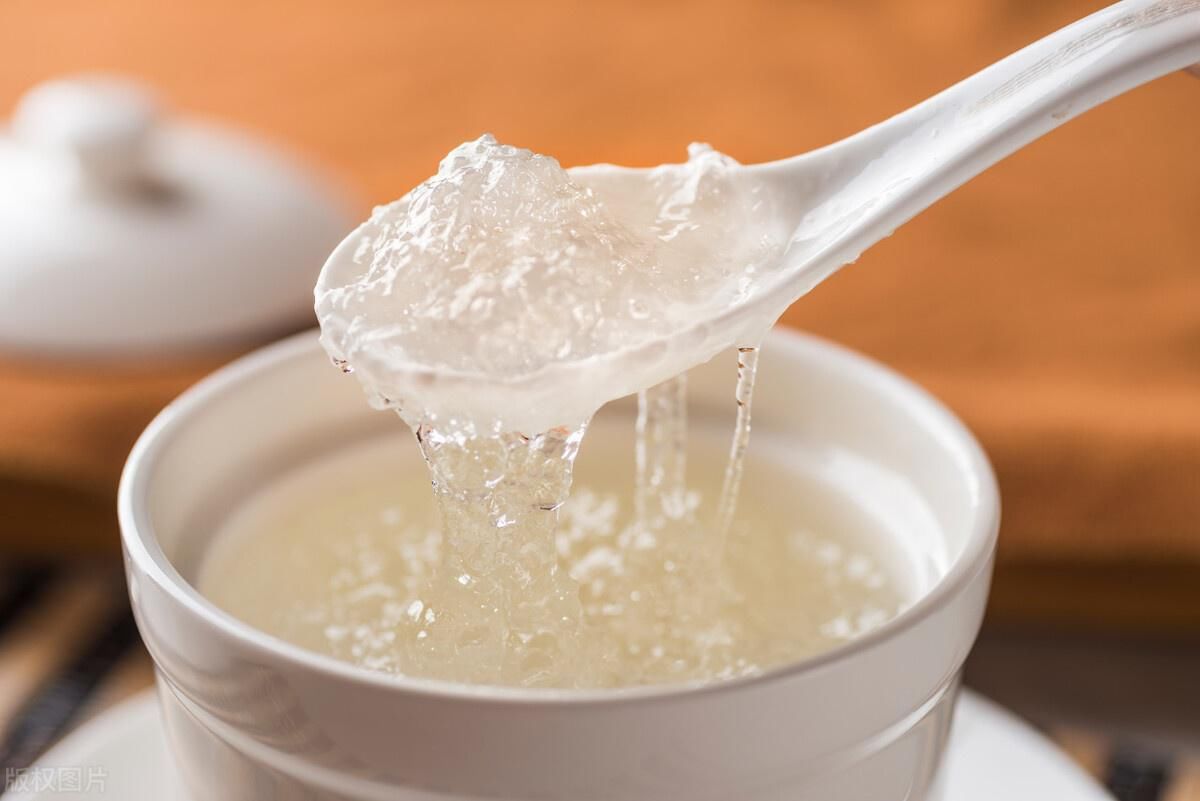 燕窝|这些最容易导致“性早熟”的食物，很多家长还喂孩子吃