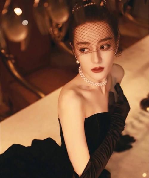 唇形|你适合“淡妆”还是“浓妆”?关键看这些,画错难看又显老