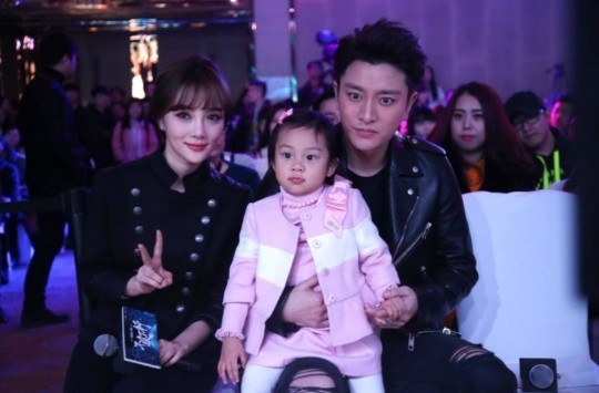 夺笋呐!在贾乃亮面前提《中国新说唱》,黄明昊不知道尴尬吗?