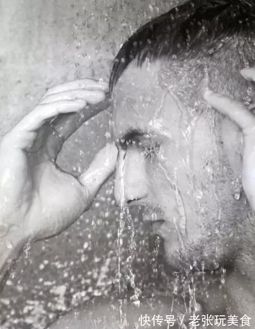 素描$超写实铅笔素描!超细腻的铅笔人物画!