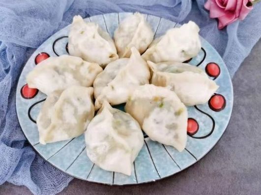 纯素馅饺子好吃有诀窍,调馅时加点它,又鲜又香,比肉饺子受欢迎