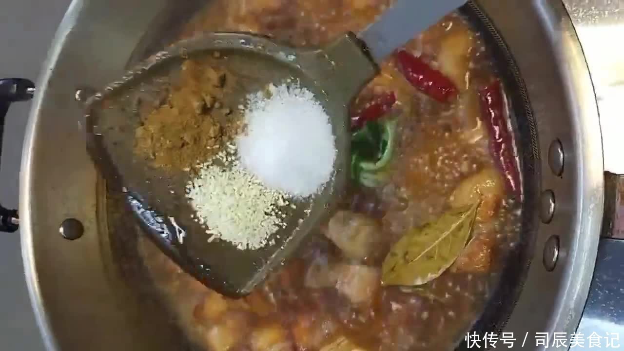  好吃|豌豆烧肉的做法，兼具营养和美味，好吃不油腻，缓解眼睛疲劳