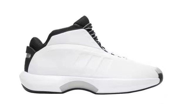 天足|梦寐以求!adidas或将复刻科比The Kobe 1战靴,我的青春回来了!