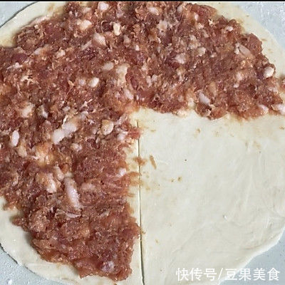 手抓饼|据说这个时候吃千层肉饼，是最好的