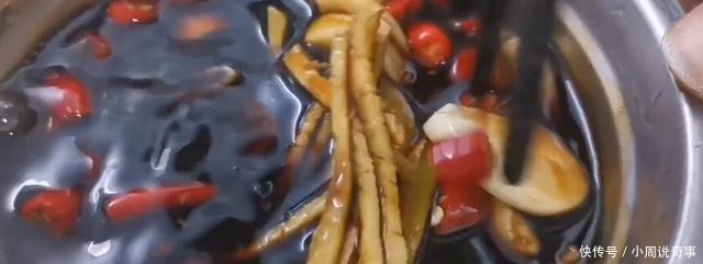 我家草鱼从不红烧,教你懒人做法,不加一滴水,上桌被全吃光!