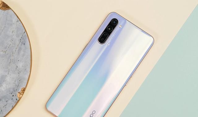 降价|OPPO哪款中档手机最值？骁龙765G、强力自拍、降价百元