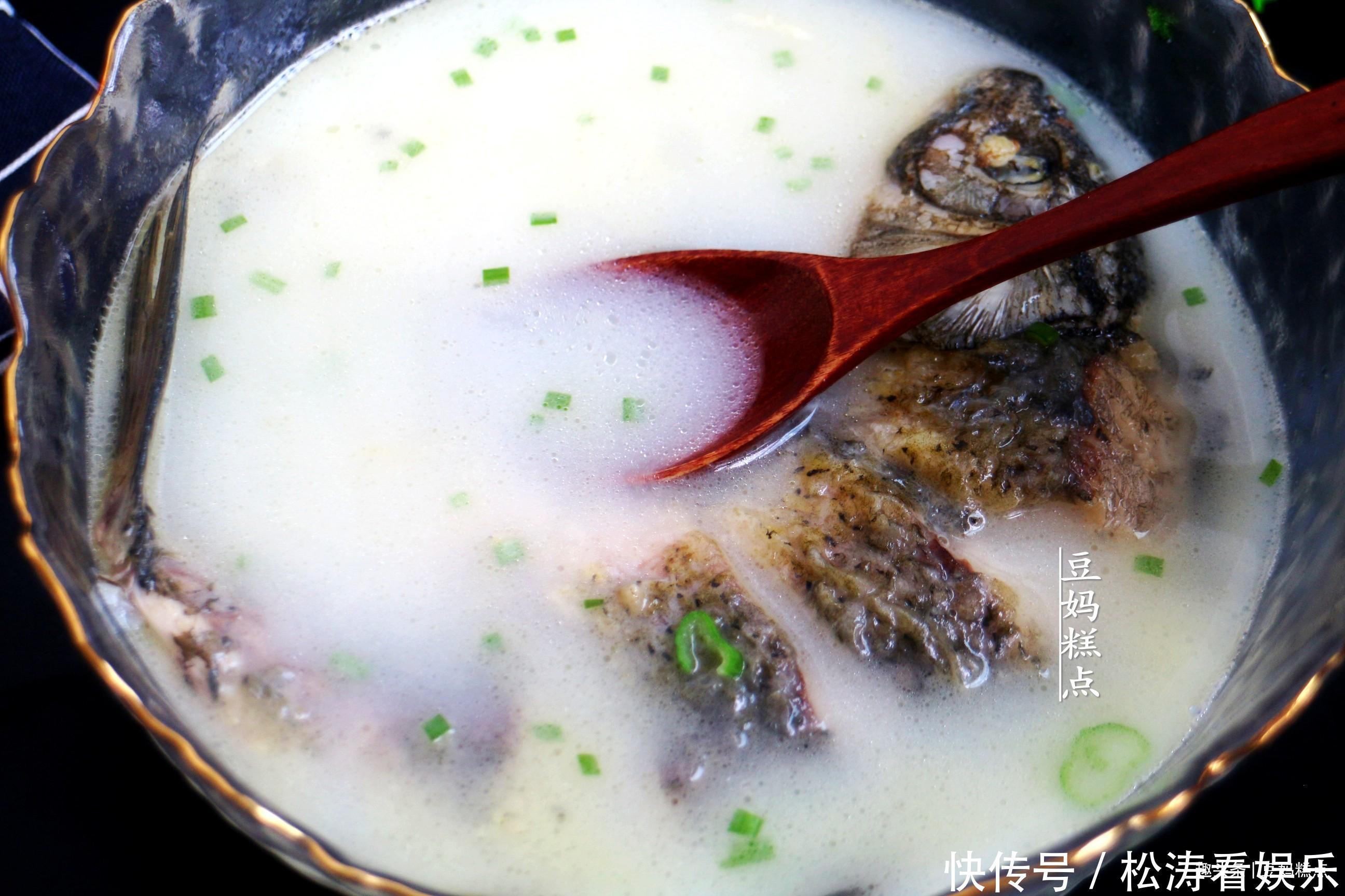 营养|鲫鱼汤的正确做法,记住3点,汤鲜味美,营养丰富