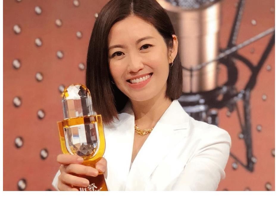 tvb|陈自瑶参加节目,表现太差被评委不留情面狠批,忍不住崩溃大哭