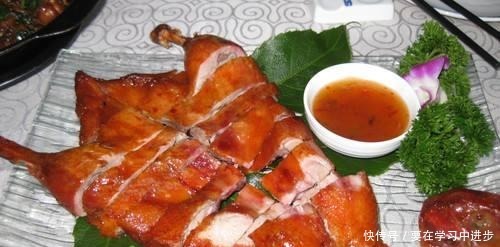 来昆明必吃的4大特色美食,外地人吃了都赞不绝口,味道棒棒哒