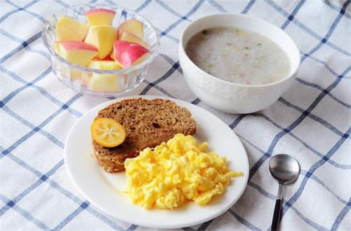 标准|10个人中有9个人的早餐不达标，健康早餐要满足5个标准，缺一不可