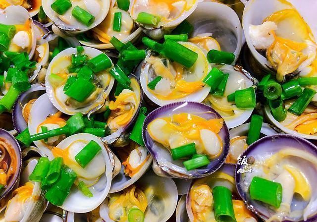 吃花蛤不如吃它,肉多肥美,才5块钱一斤,蒸一蒸,鲜嫩美味