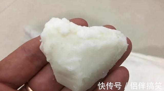 麝香|被吹上天4种钓鱼饵料，我已经替你们试过，以后别再被骗了