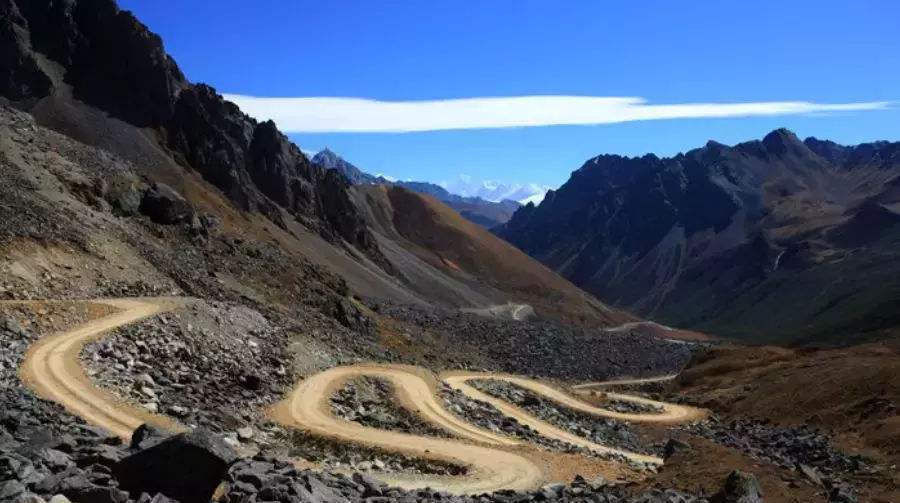  网红|在网红当道的时代，我们要如何认识“红”经济的发展潮流？