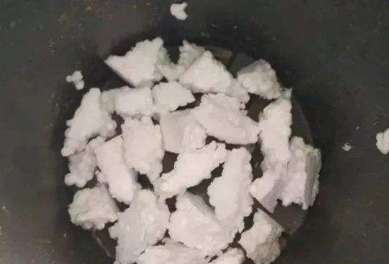 人见人烦的“东西”，却是养花“宝贝”，养啥旺啥，土壤肥沃疏松