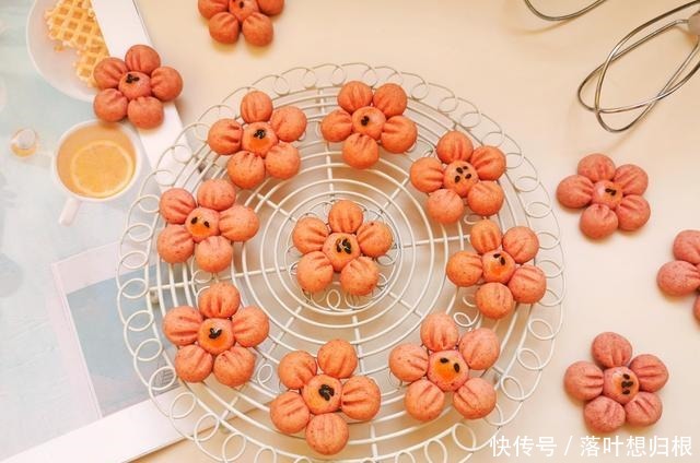 送你一朵小红花,小红花同款饼干,酥脆香甜,好看好吃零难度
