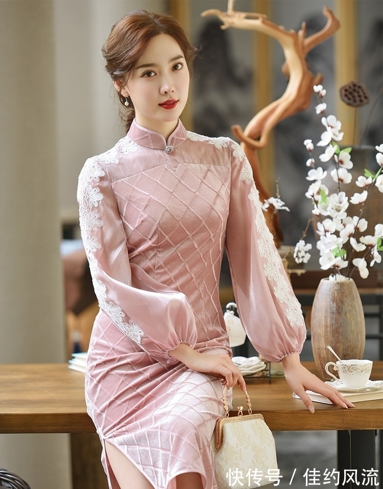 旗袍 40岁妈妈别老穿裤子,冬天打底穿这件“旗袍”,优雅温婉有气质!