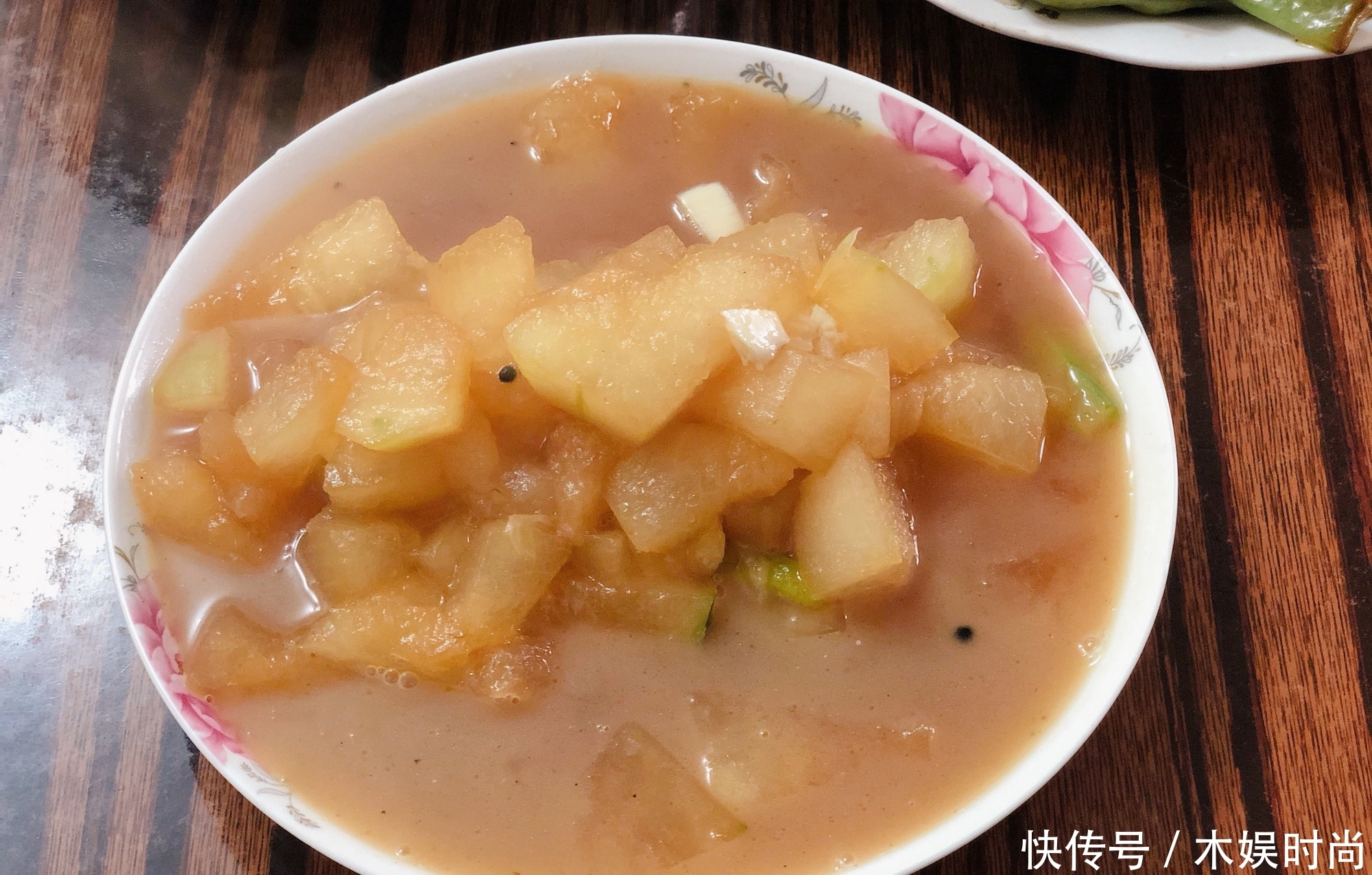 初三,大鱼大肉吃多了油腻,公婆做的这8道菜清爽舒坦,晒圈火了