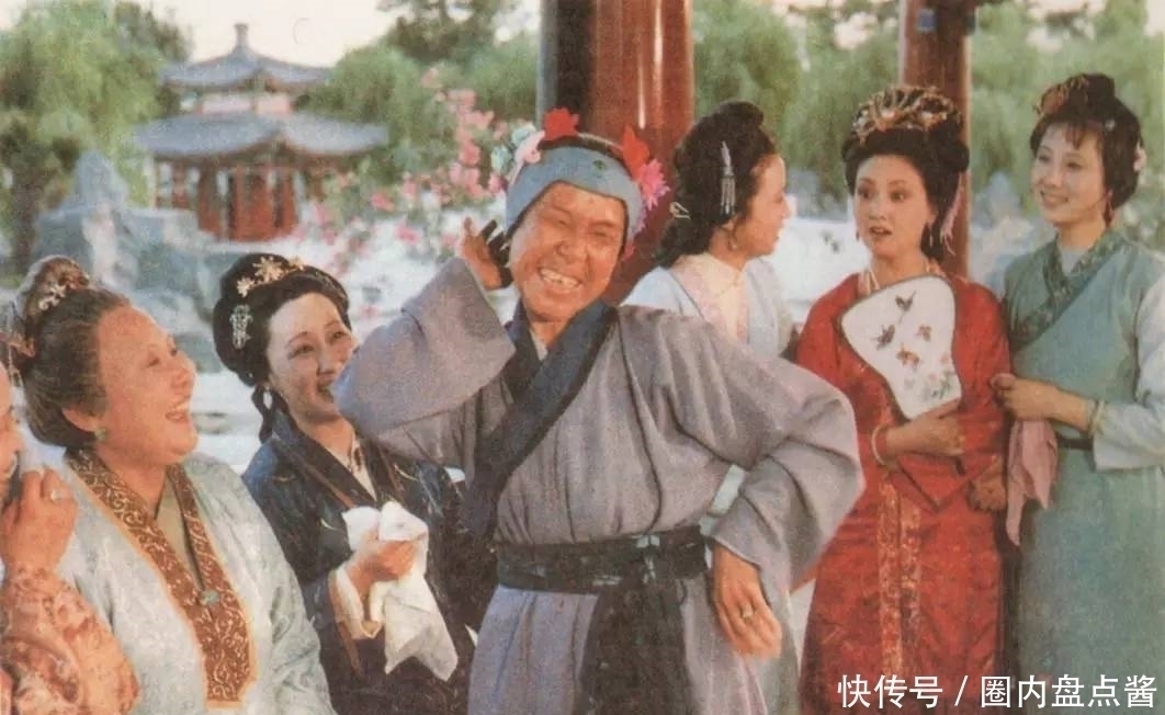 宝钗|刘姥姥随意编造的一个故事,却隐藏了三件大事,件件与贾府有关