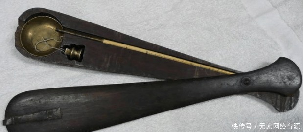 古时候吃饭, 扔一块碎银子就行, 为何小二