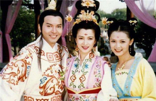 少林俗家弟子#她是唯一演全四大名著的人，因太美在车站被发掘，今57岁依然很美