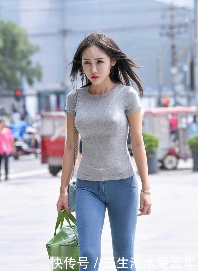 姑娘走路长发飘飘，难道这就是传说中的“小仙女”