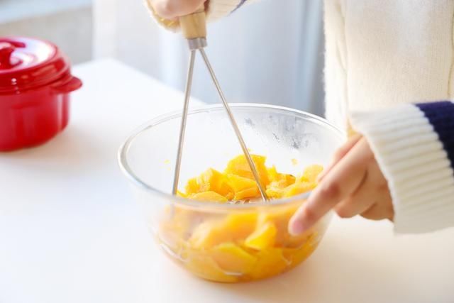 红薯新吃法,这做法真是头一次见,好吃解馋,孩子特别爱吃