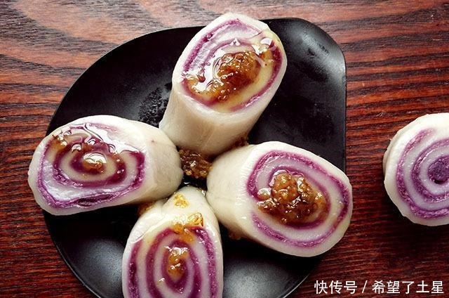 好吃|我家隔三差五吃它,卷好一蒸,10分钟出锅,无油香糯,简单好吃