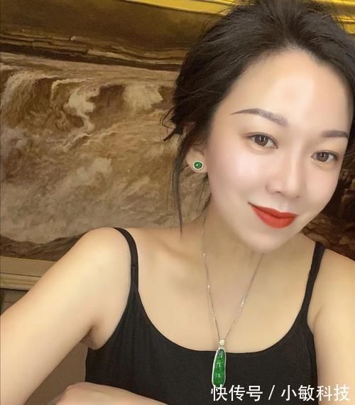 洋气 女人过了50岁，试试这几款干净利落的发型，时髦洋气又减龄
