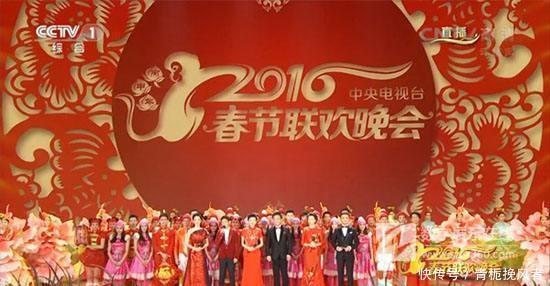 主持人 曾经央视一姐,主持过多次春晚主众人皆知,如今憔悴沦落街头大婶