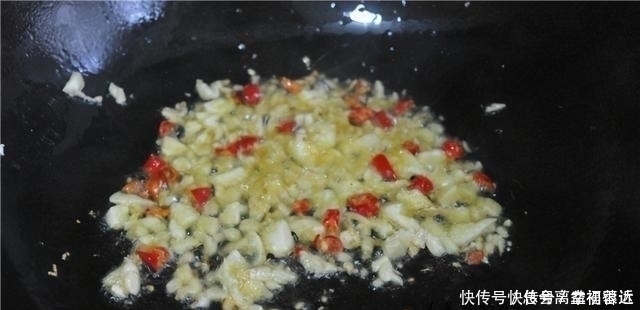 切法|炒牛肉,先用“它”泡一泡,随你怎么炒都不老,很多人还不知道!