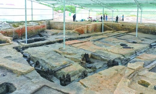 环壕$“史前木构豪宅”惊艳亮相湖南 勾勒5000年前盛景