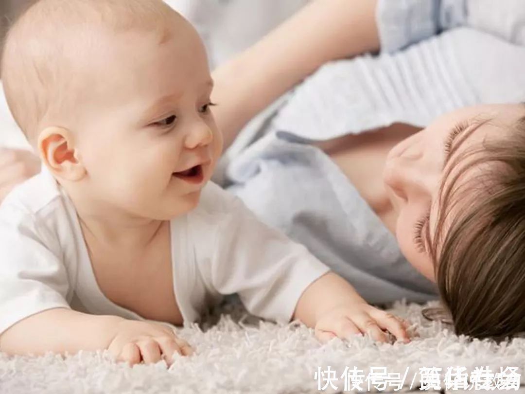 小朵|宝宝有这些表现就是发育落后,父母再不重视,就跟同龄人有差距了