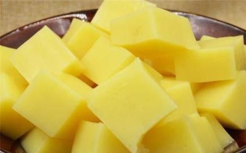 米豆腐|女性到了中年坚持吃3种食物,袪皱淡斑,延缓衰老,好处多多