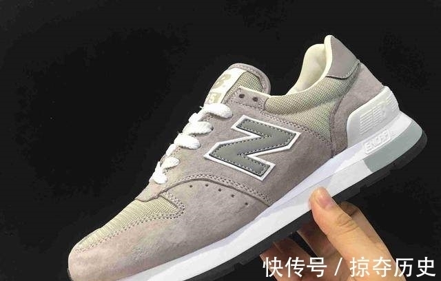 木林森 男人少穿皮鞋,今年特火的6款男士休闲运动鞋,时尚帅气不过时