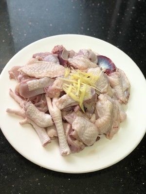 家常鸡肉菜谱，洋葱青椒炒鸡，做法简单，营养美味，超级下饭