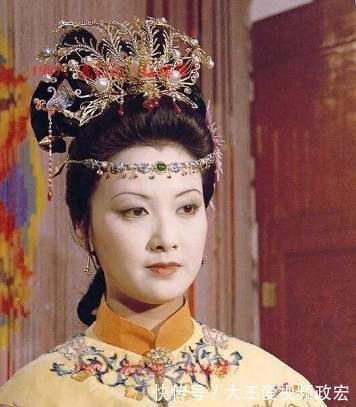 海关|《红楼梦》薛姨妈为何嫁给商人她的婚姻才是真正的“金玉良缘”