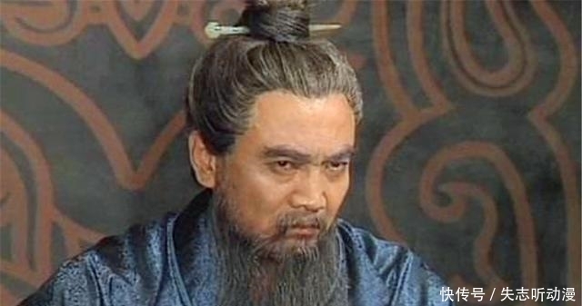 隐藏|白门楼上,曹操问刘备如何处置吕布,这中间到底隐藏着他什么用意