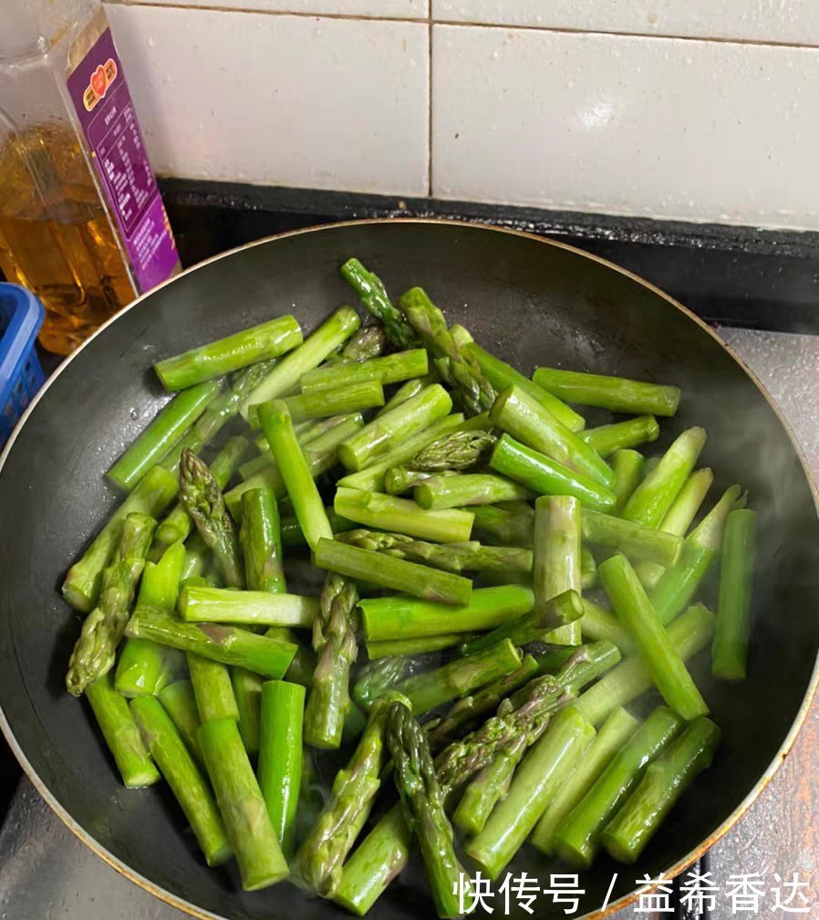 这三种食物是天然“泻药”,每天坚持吃,缓解便秘,瘦出小蛮腰