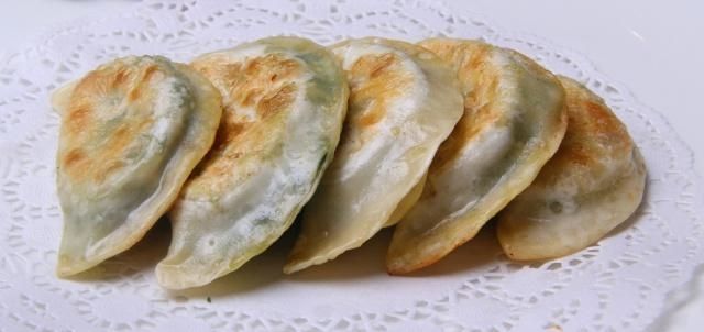 盒子|韭菜盒子,最好不要直接开始包,试着这样做,盒子外焦里嫩更好吃